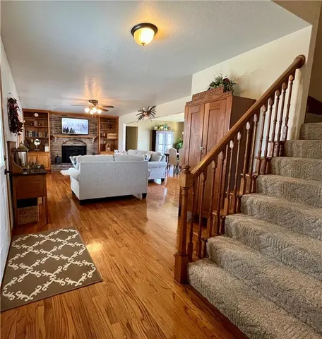 $650,000 | 12998 Private Drive 3394, Savannah, MO 64485