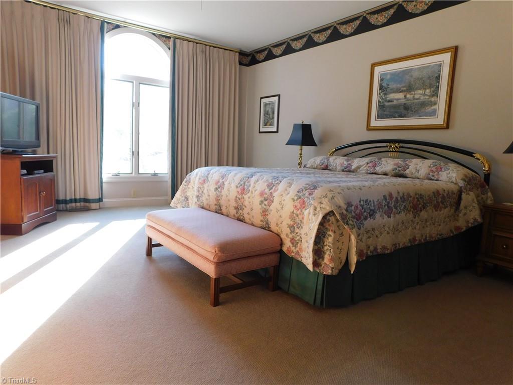227 York Road Mount Airy, NC 27030 - Photo 8 of 39 Gallery Image 8