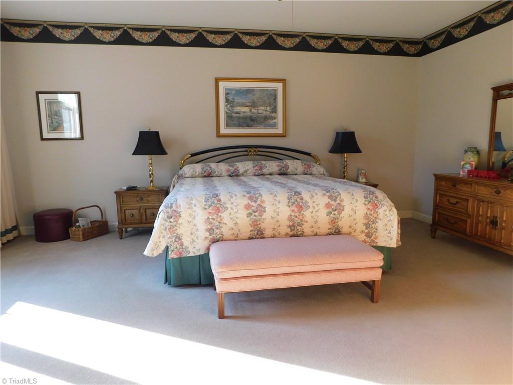 227 York Road Mount Airy, NC 27030 - Photo 9 of 39 Gallery Image 9