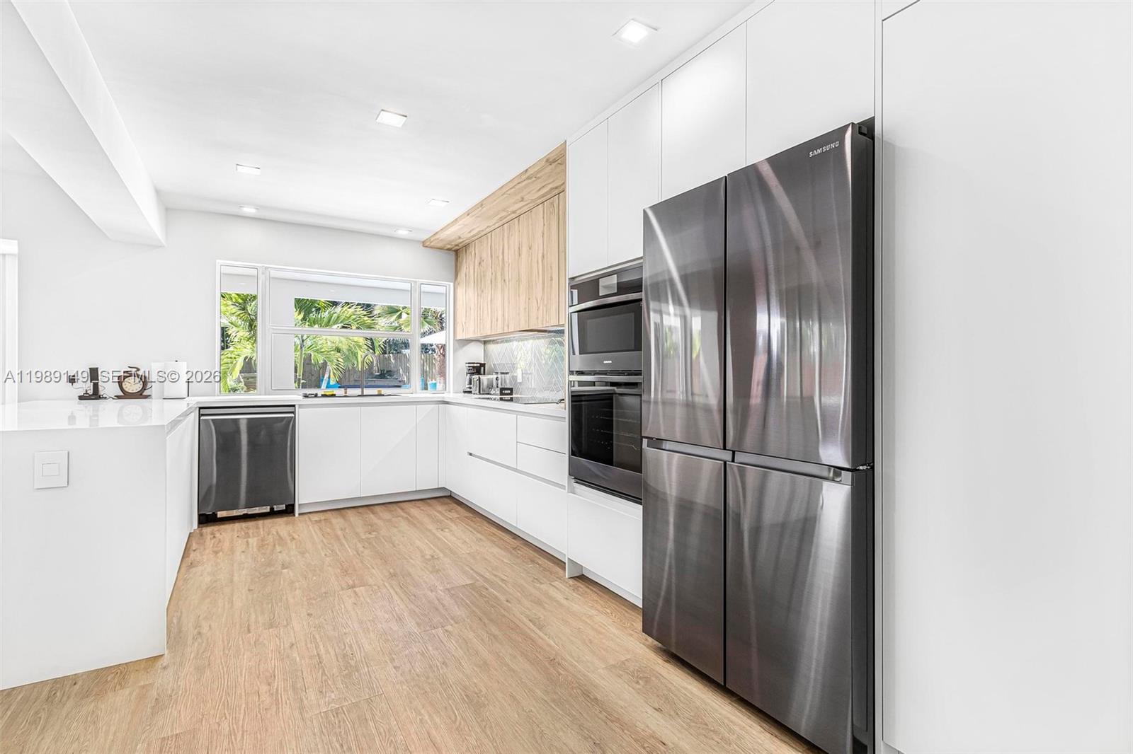 18490 Southwest 83rd Place Cutler Bay, FL 33157 - Photo 20 of 84