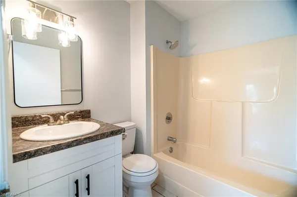 $1,750 | 5254 Treetops Drive, Unit J101, Naples, FL 34113
