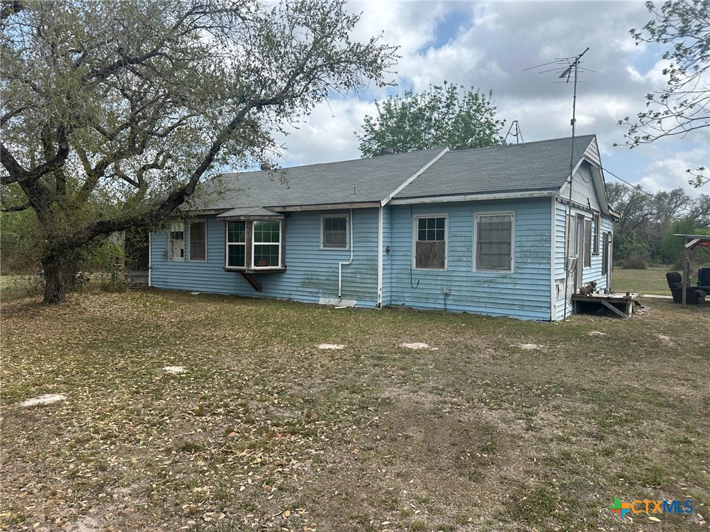 115 Ryan Road Refugio, TX 78377 - Photo 36 of 43