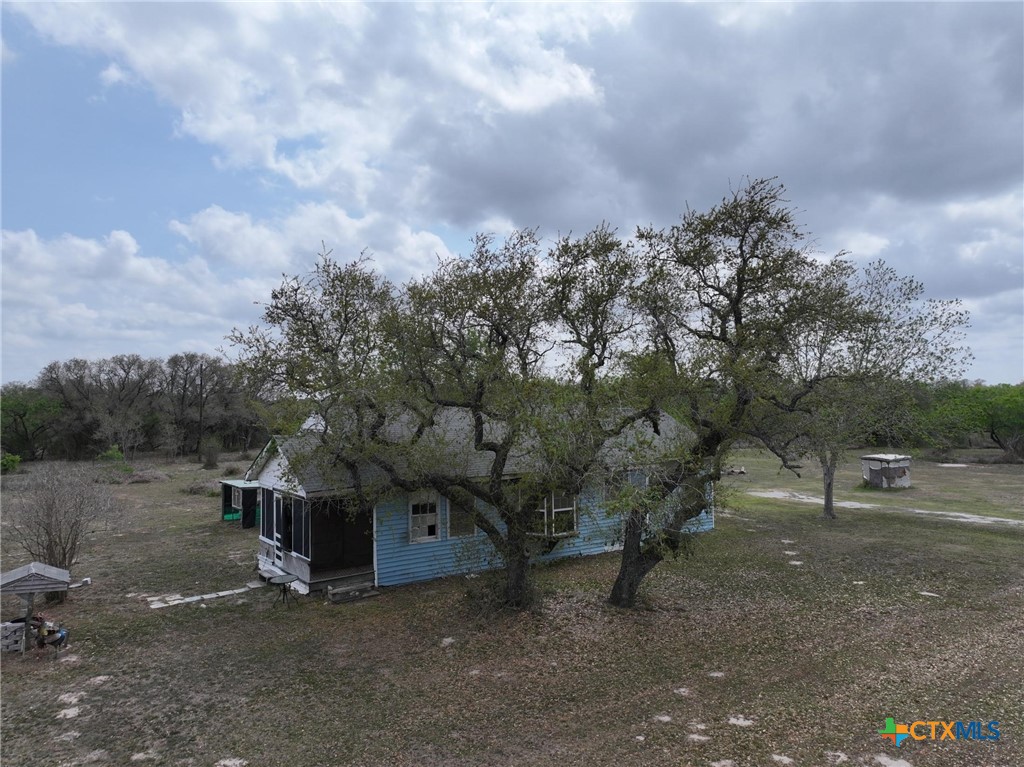 115 Ryan Road Refugio, TX 78377 - Photo 6 of 43