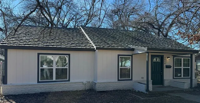 $1,850 | 3916 Carnation Avenue, Haltom City, TX 76111