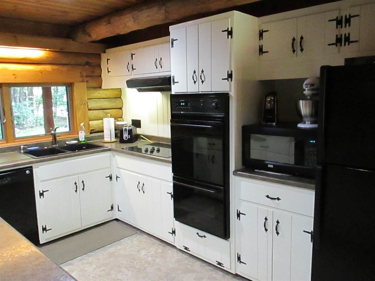 594 Old Walpole Road Surry, NH 03431 - Photo 11 of 40
