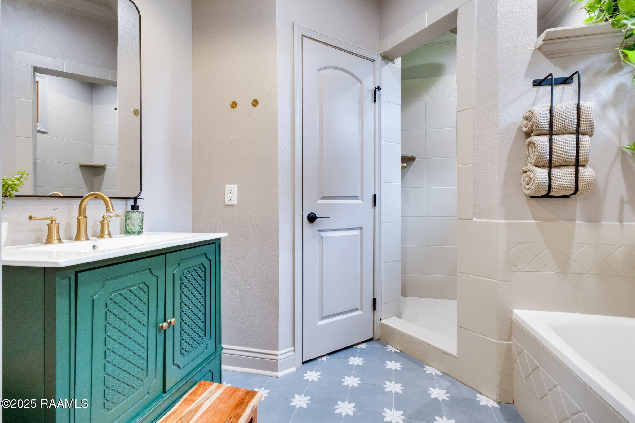 2916 Dixon Road Maurice, LA 70555 - Photo 30 of 39 14-web-or-mls-2916 Dixon Rd-13