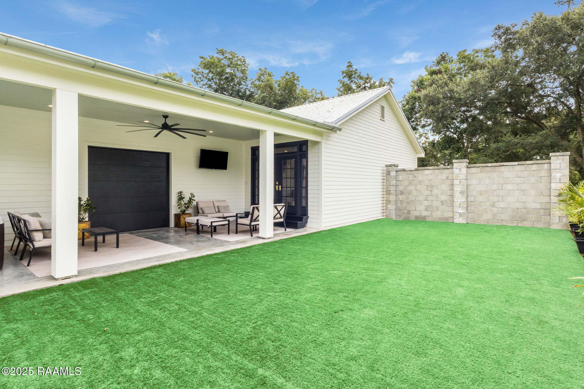 2916 Dixon Road Maurice, LA 70555 - Photo 33 of 39 37-web-or-mls-2916 Dixon Rd-27 (2)