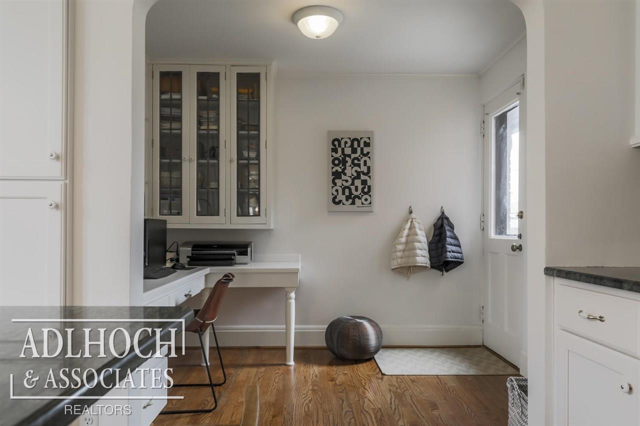 842 Pemberton Road Grosse Pointe, MI 48230 - Photo 23 of 63 31377910-22.JPG