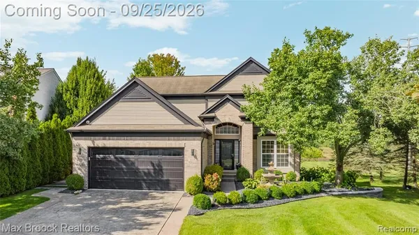 $450,000 | 4125 Sonata Drive, Howell, MI 48843