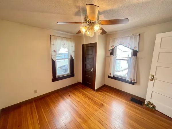 $260,000 | 26 Whitin Avenue, Chicopee, MA 01013