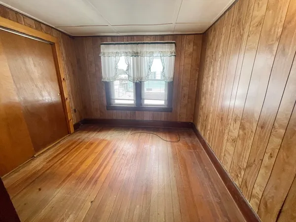 $260,000 | 26 Whitin Avenue, Chicopee, MA 01013