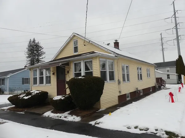 $260,000 | 26 Whitin Avenue, Chicopee, MA 01013