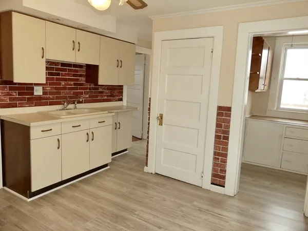 $260,000 | 26 Whitin Avenue, Chicopee, MA 01013