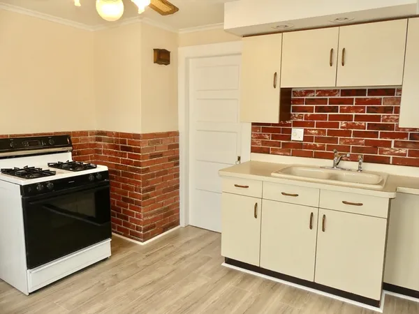 $260,000 | 26 Whitin Avenue, Chicopee, MA 01013