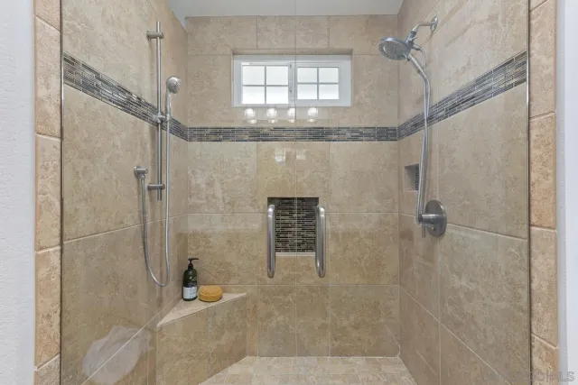 $1,279,999 | 14811 Summerbreeze Way, San Diego, CA 92128