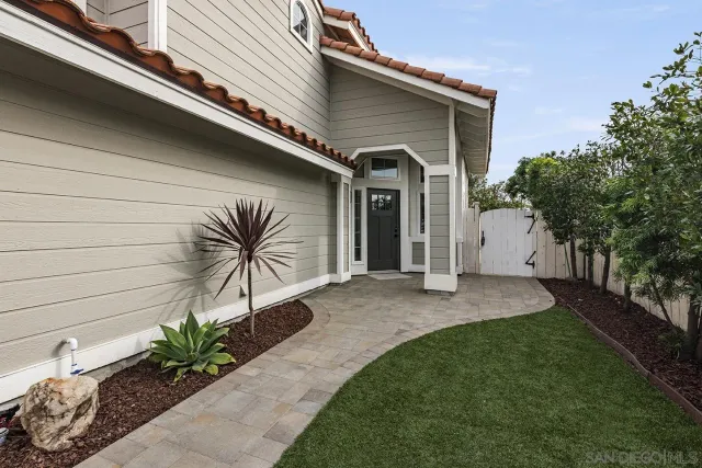 $1,279,999 | 14811 Summerbreeze Way, San Diego, CA 92128