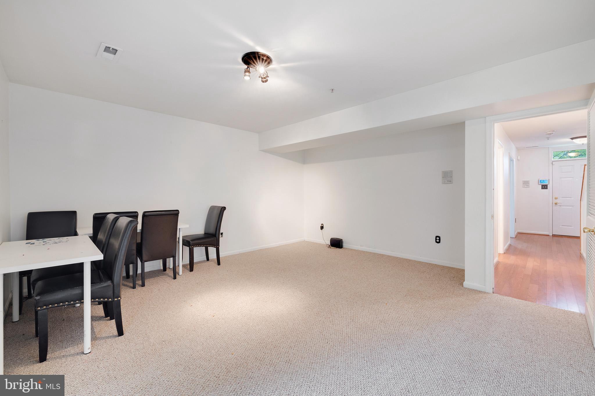 6100 Cliffside Trail Columbia, MD 21045 - Photo 13 of 47