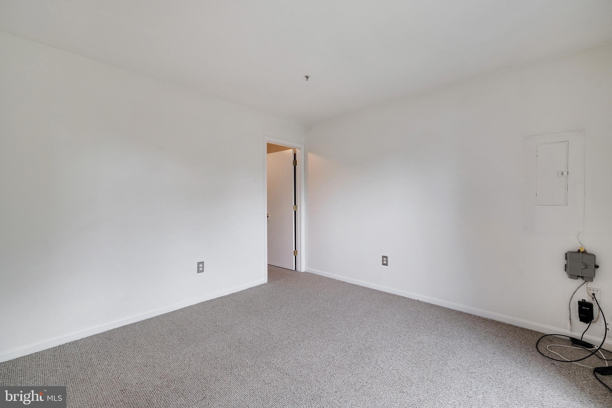 6100 Cliffside Trail Columbia, MD 21045 - Photo 7 of 47