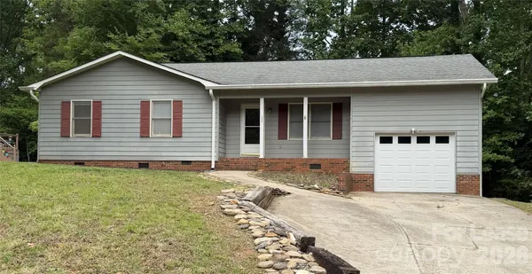 $1,500 | 1939 Willow Ridge Street, Conover, NC 28613