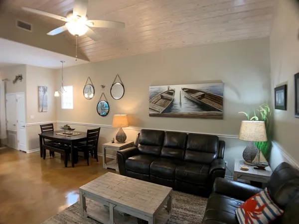 $375,000 | 2212 Highway 361, Unit 219, Port Aransas, TX 78373