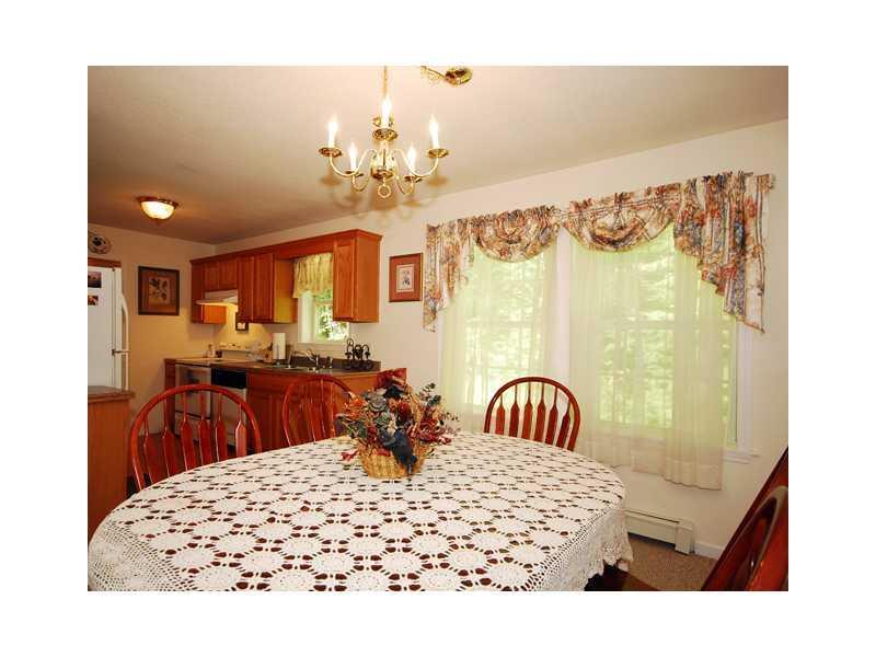 33 Ring Landing Road Casco, ME 04015 - Photo 8 of 26 Dining Room.
