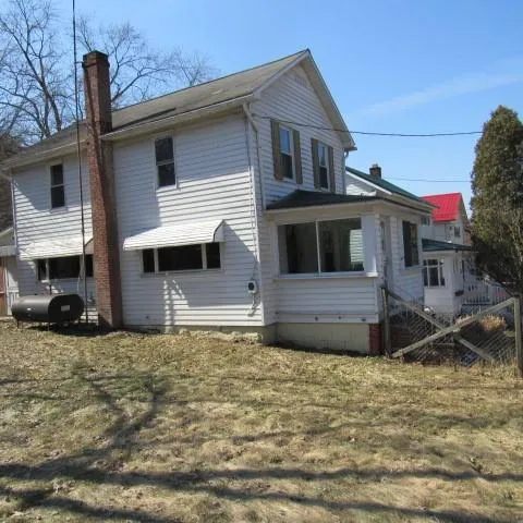 $19,900 | 418 Main Street, Vintondale, PA 15961