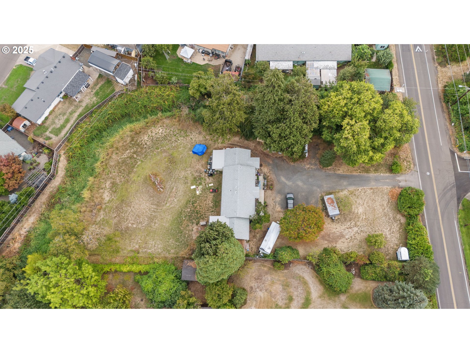 233 Spring Creek Drive Eugene, OR 97404 - Photo 17 of 20 a black and white photo of a city