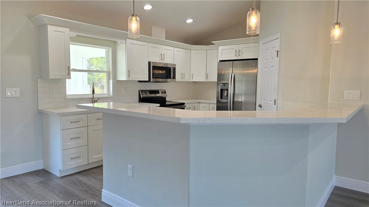 307 Howey Road Sebring, FL 33870 - Photo 7 of 34