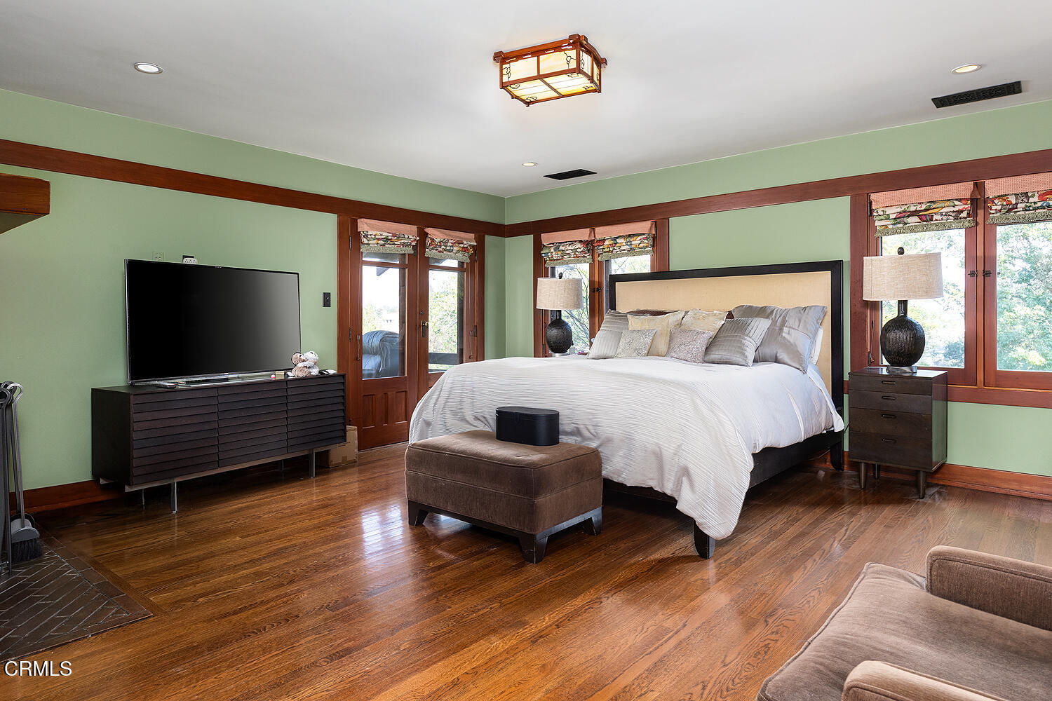 1344 Hillcrest Avenue Pasadena, CA 91106 - Photo 15 of 23 a bedroom with a bed and a flat screen tv