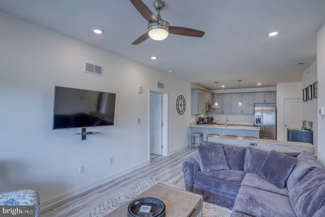 $390,000 | 33548 Old Salt Lane, Unit 2307, Lewes, DE 19958