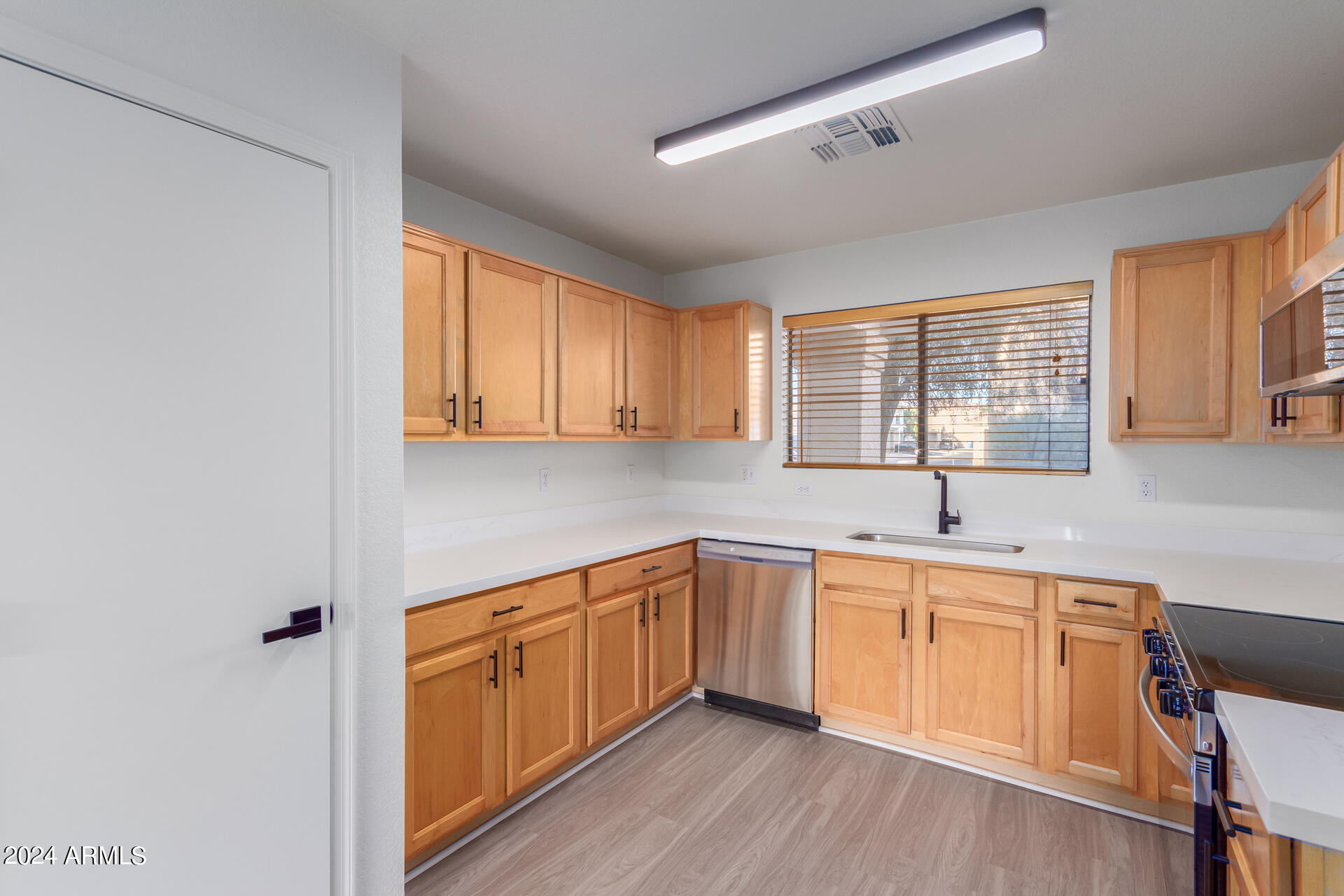 3302 South Bowman Road Apache Junction, AZ 85119 - Photo 15 of 41 16 - Bowman