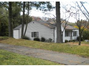 104 Montvue Road Bristol, TN 37620 - Photo 17 of 18 Photo 17
