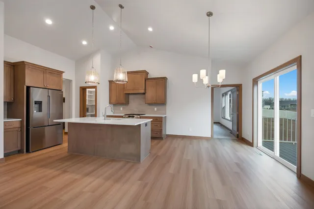 $574,900 | 2578 North Stellita Circle, De Pere, WI 54115