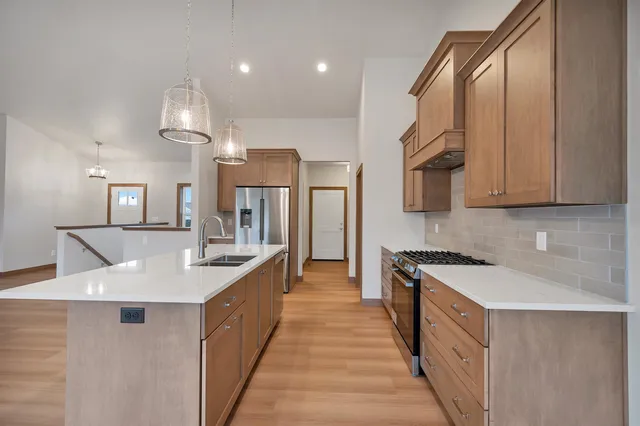 $574,900 | 2578 North Stellita Circle, De Pere, WI 54115