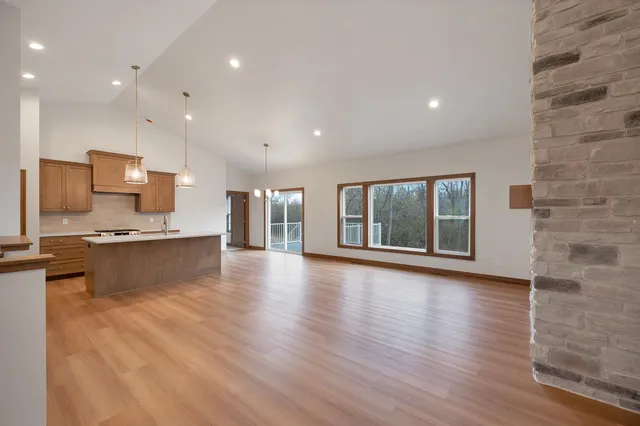 $574,900 | 2578 North Stellita Circle, De Pere, WI 54115