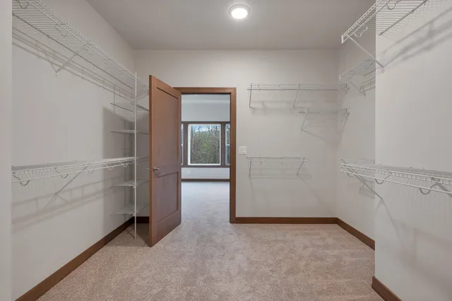 $574,900 | 2578 North Stellita Circle, De Pere, WI 54115