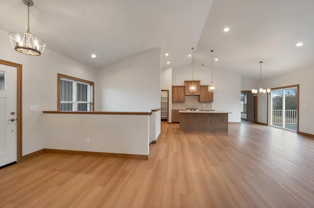 $574,900 | 2578 North Stellita Circle, De Pere, WI 54115