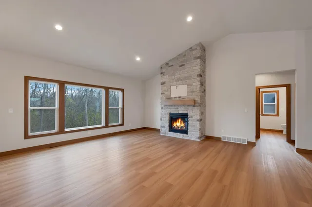 $574,900 | 2578 North Stellita Circle, De Pere, WI 54115