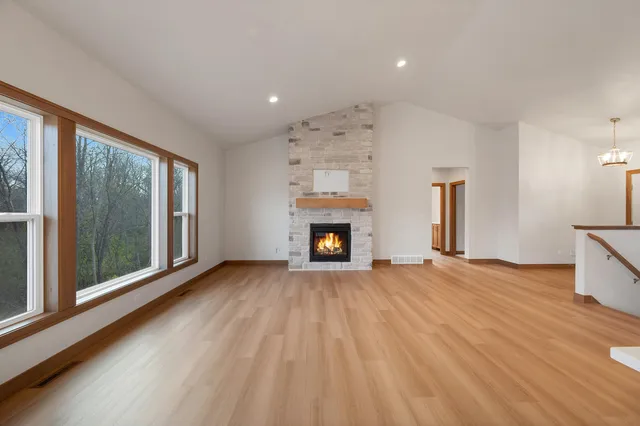 $574,900 | 2578 North Stellita Circle, De Pere, WI 54115