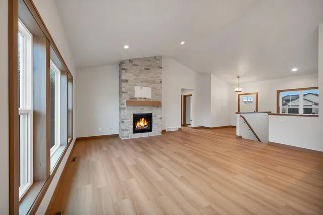 $574,900 | 2578 North Stellita Circle, De Pere, WI 54115