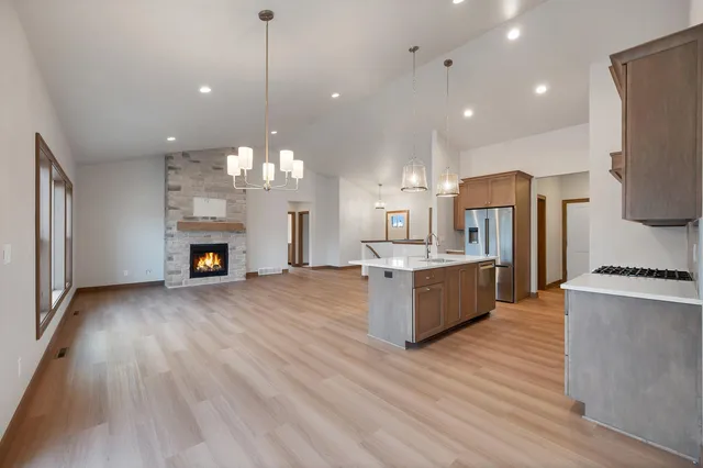 $574,900 | 2578 North Stellita Circle, De Pere, WI 54115