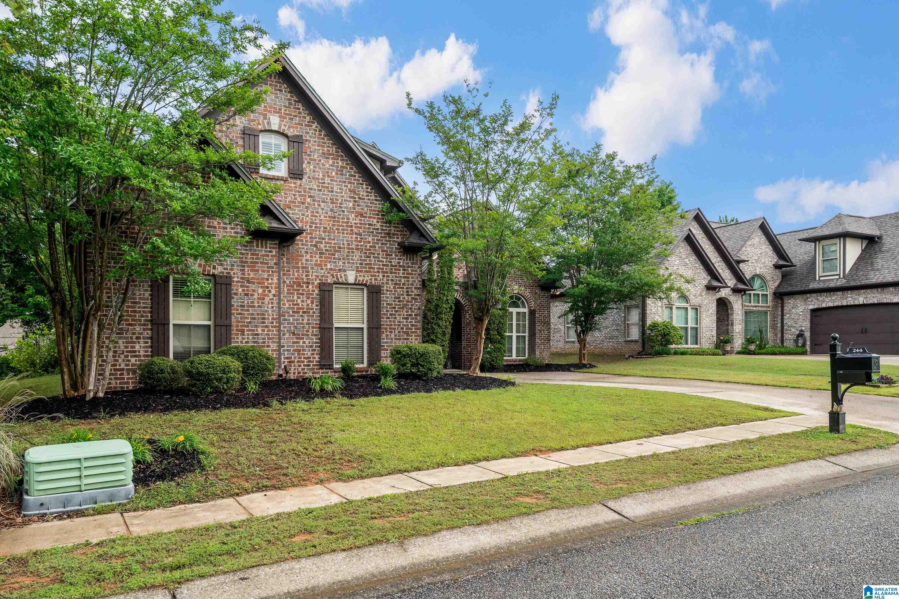 244 Strathaven Lane Pelham, AL 35124 - Photo 4 of 39