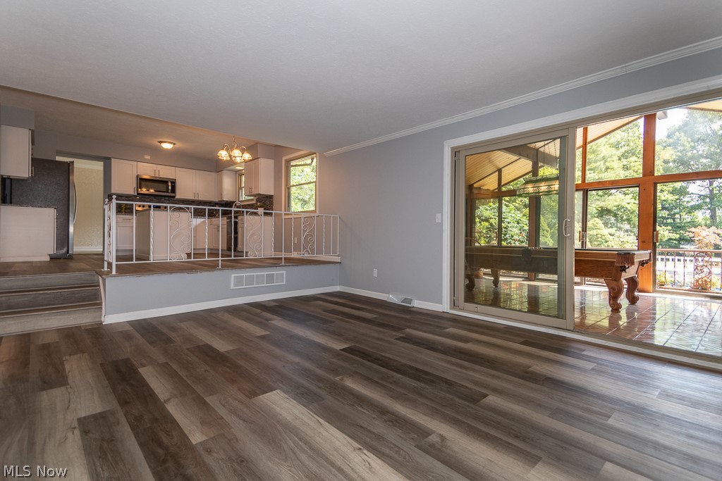 24696 Chardon Road Cleveland, OH 44143 - Photo 15 of 35 Gallery Image 15
