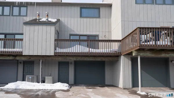 a house view with a outdoor space