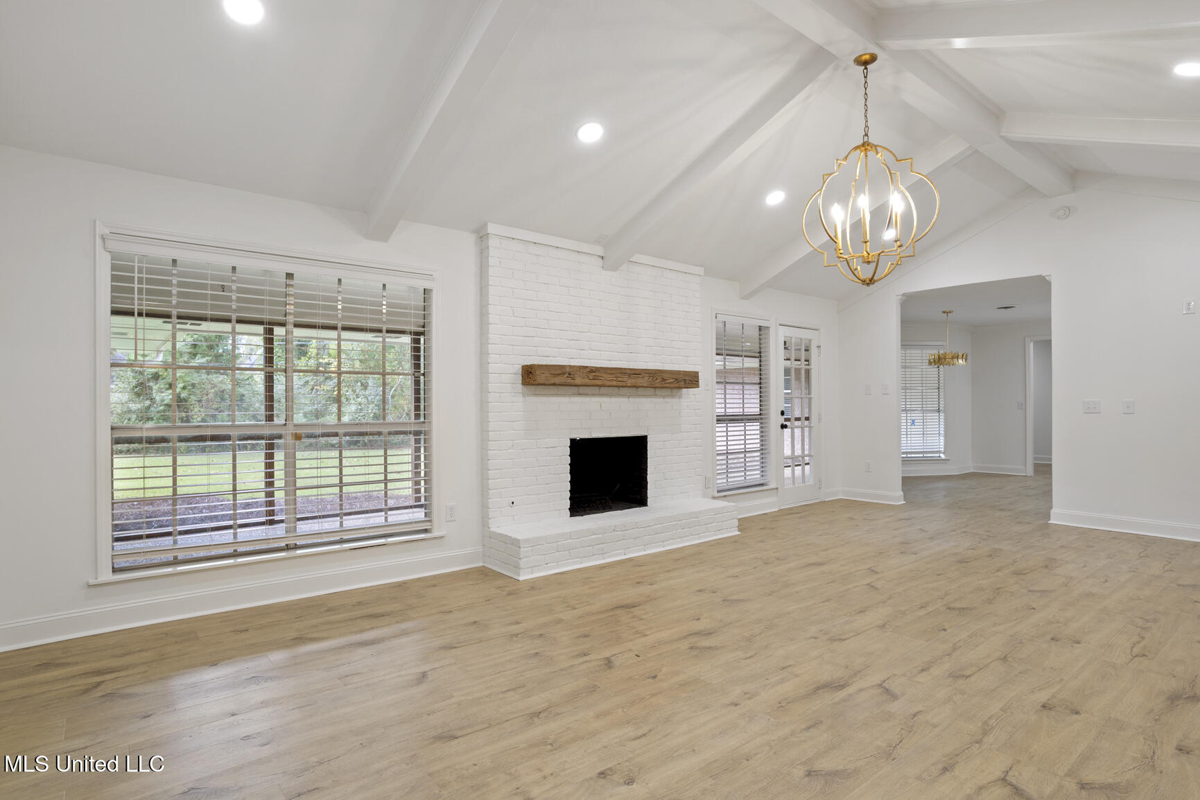 445 Armour Drive Jackson, MS 39211 - Photo 19 of 34 445 Armour Dr-21