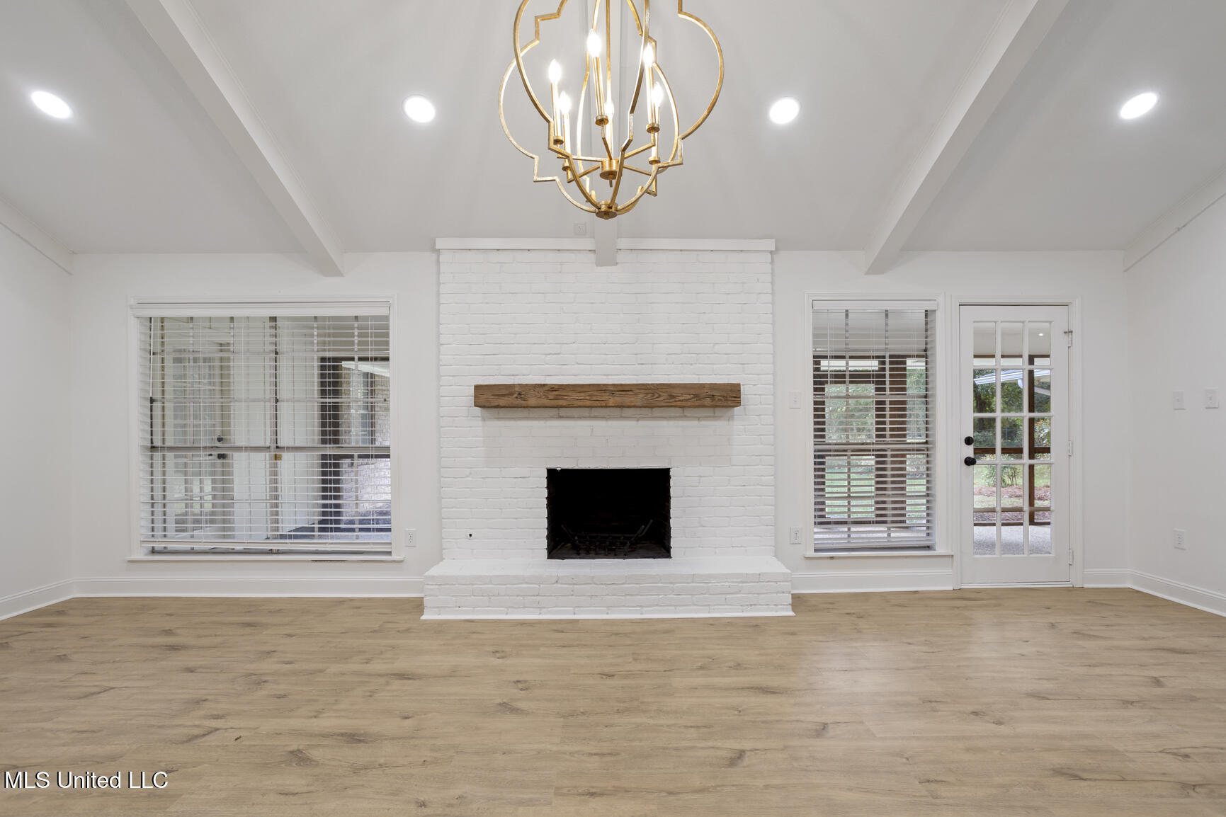 445 Armour Drive Jackson, MS 39211 - Photo 20 of 34 445 Armour Dr-22