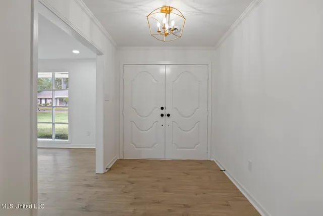 $379,000 | 445 Armour Drive, Jackson, MS 39211