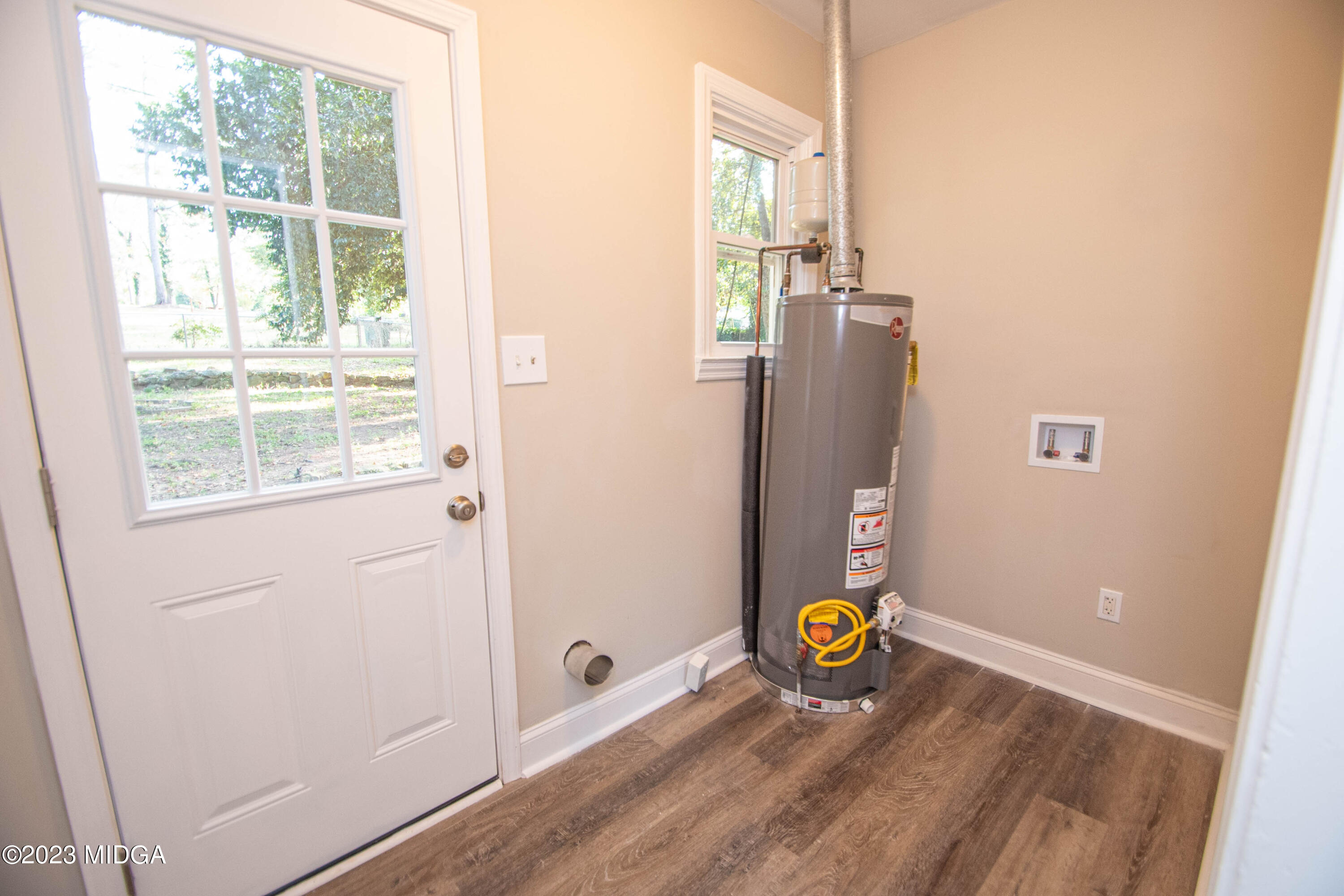 225 R Street Northwest Thomaston, GA 30286 - Photo 16 of 22 a view of outdoor space and seating area