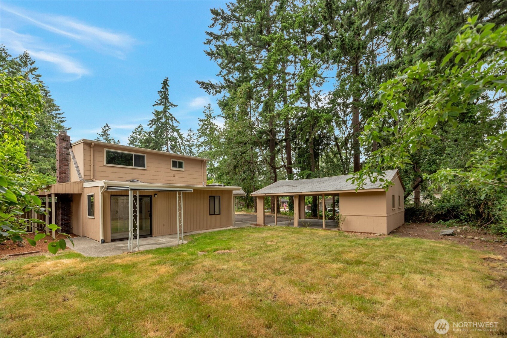 10021 Hipkins Road Southwest Lakewood, WA 98498 - Photo 3 of 15 Gallery Image 3