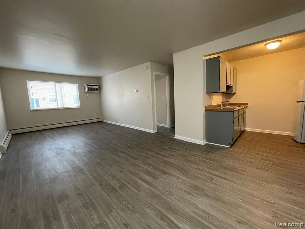 19250 Wick Road, Unit 217 Allen Park, MI 48101 - Photo 11 of 16 GetMedia-7